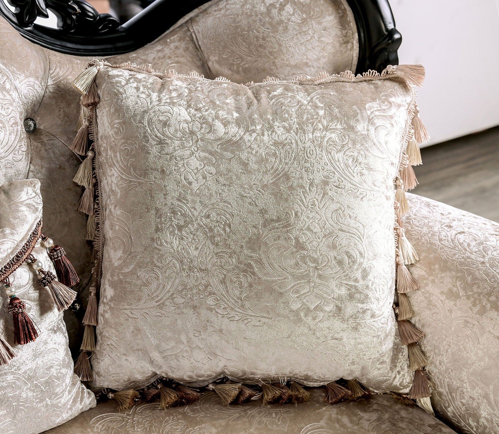 Acapulco Traditional Upholstered Sofa - Image 12
