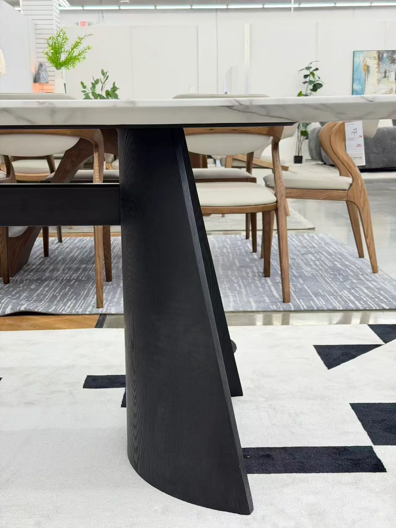 Bianco Arc Dining Table - Image 3