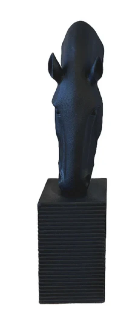Eternal Gallop Statue - Image 3