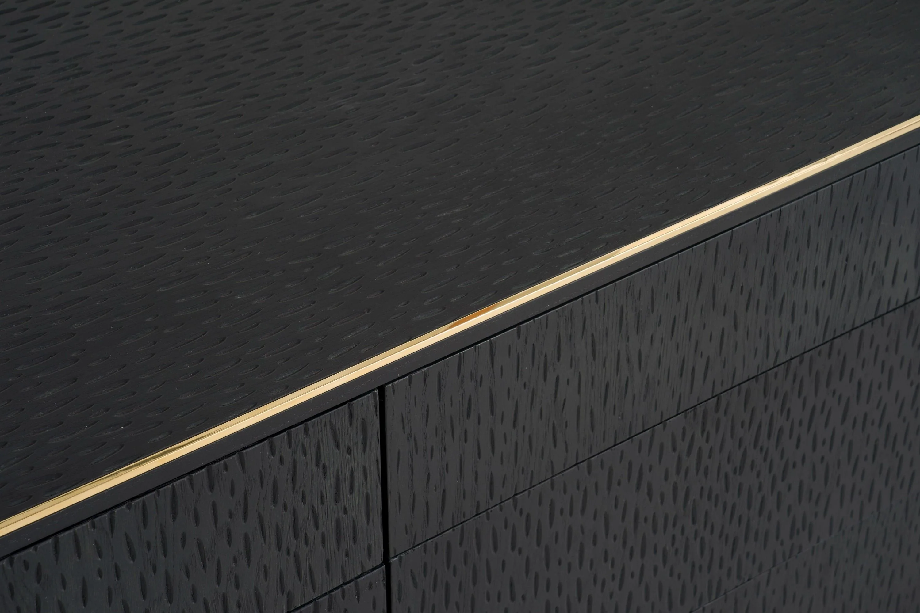 Gleam Luxe Dresser - Image 7