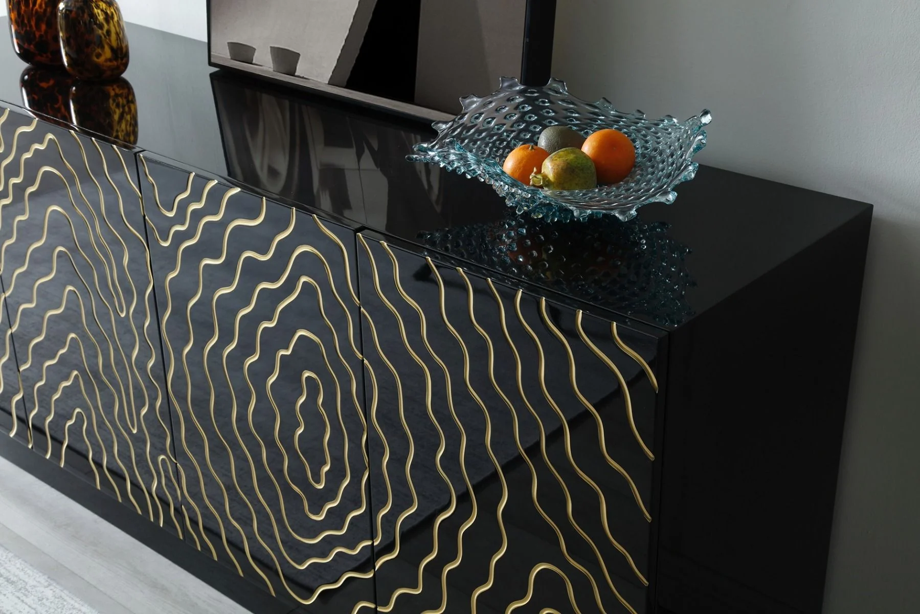 Golden Wave Buffet - Image 7