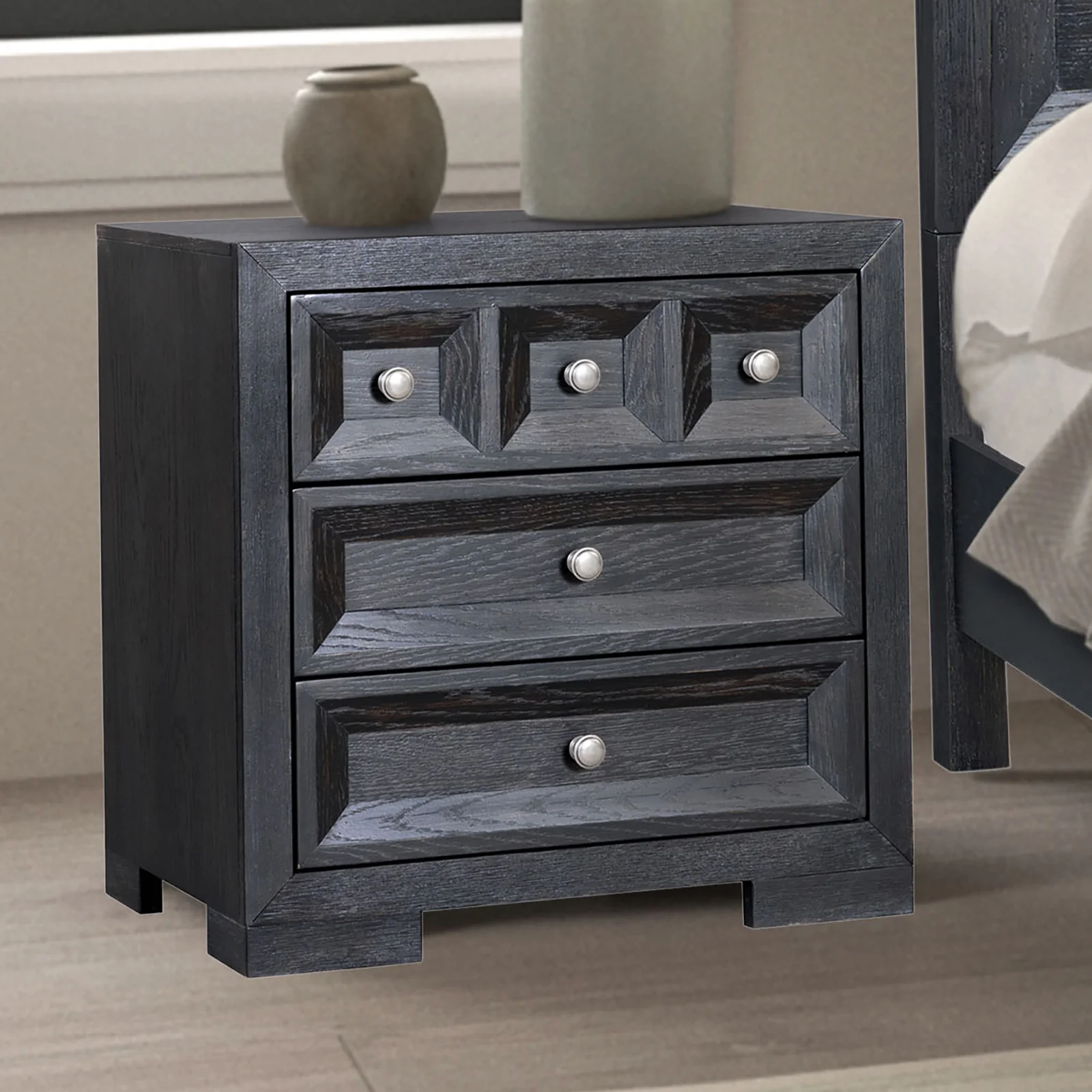 Hatton Cross 5PC Bedroom Set - Image 28
