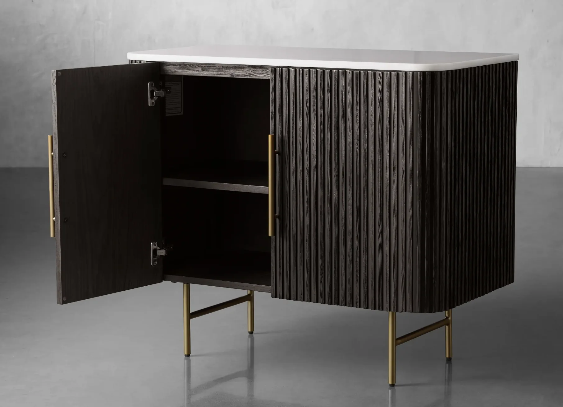 Hazel Hall Chest - Image 2