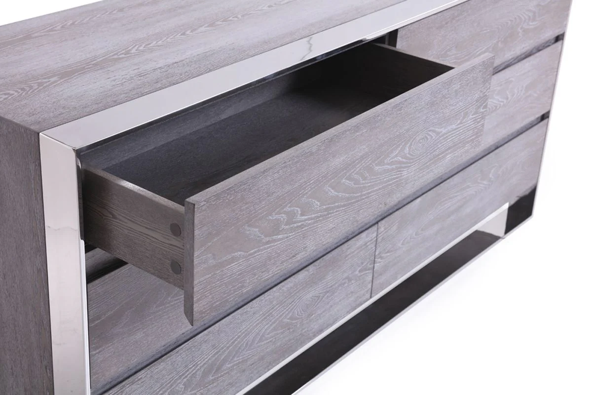 Modern Canopy Bedroom Set - Image 14