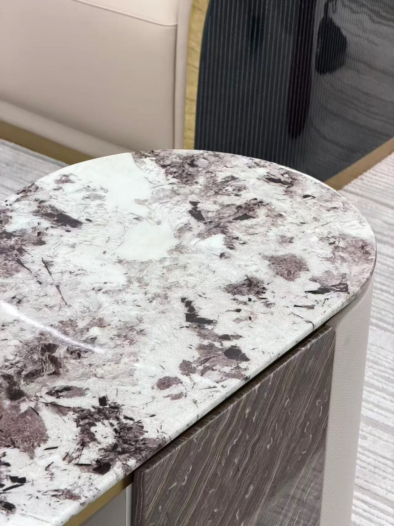 Spheria Luxe TV Stand - Image 2