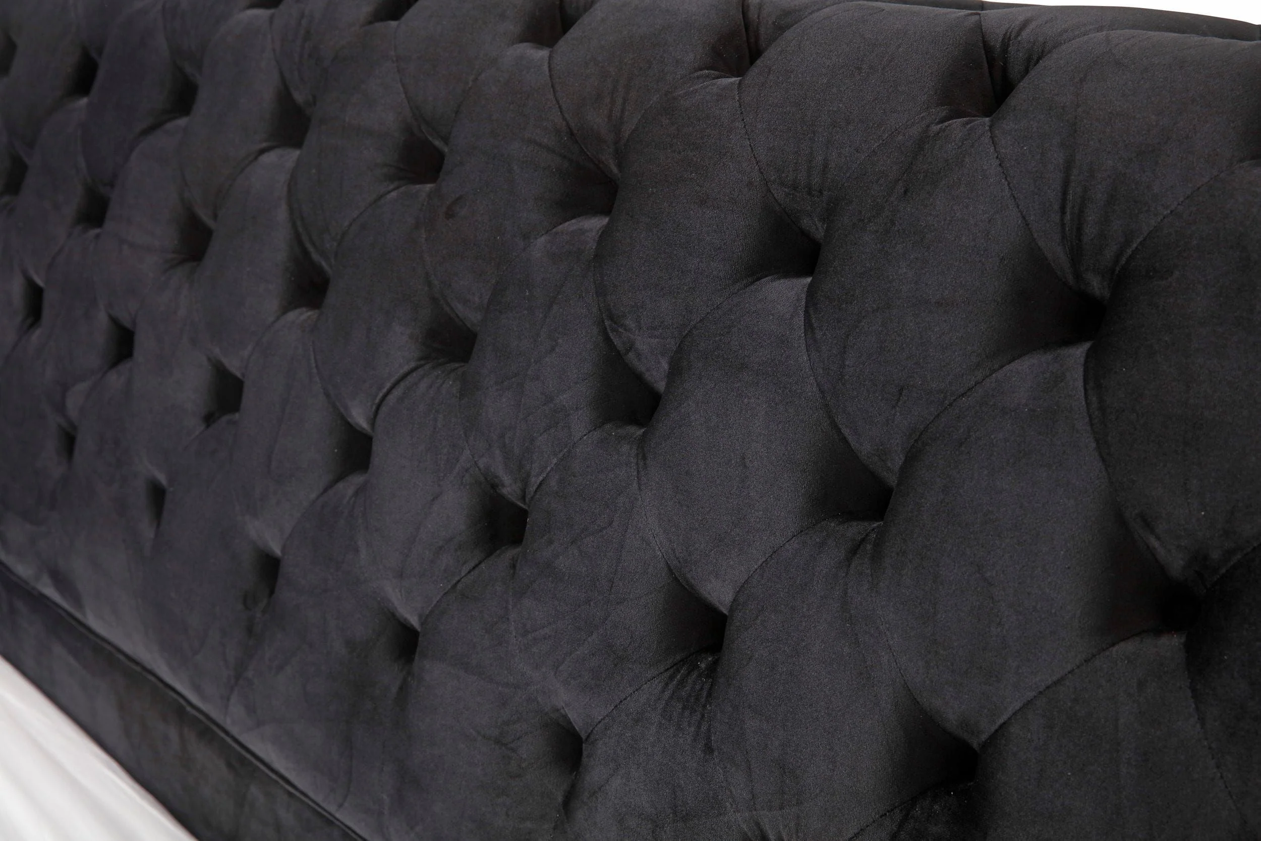 Velvet Regal Tufted Bed - Image 13